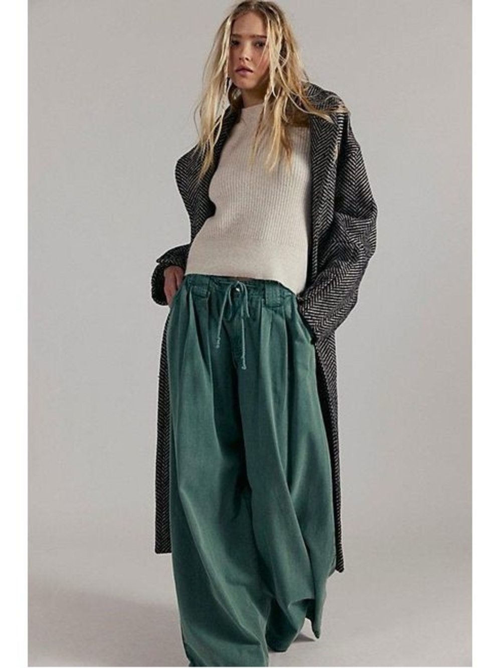 Free People Julien Wide Leg Chino Trouser Pants in Green - Picture 9 of 12